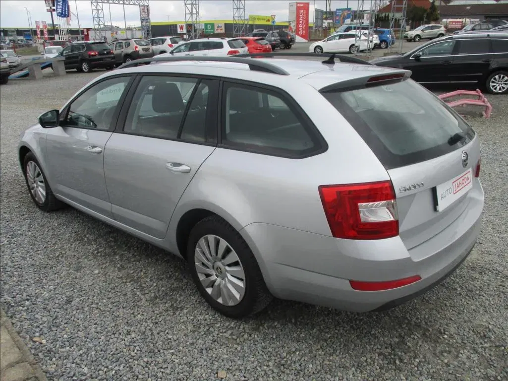 Škoda Octavia - Náhled 7