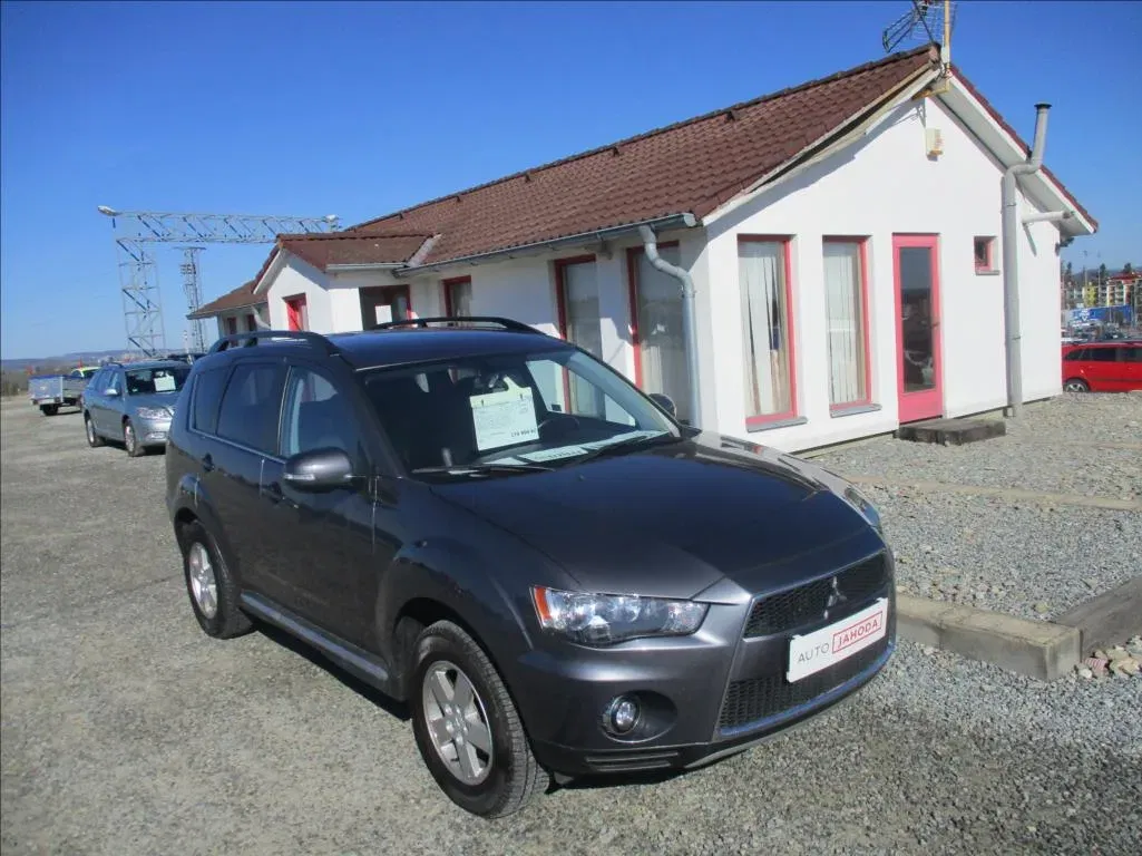 Mitsubishi Outlander - Obrázek 1