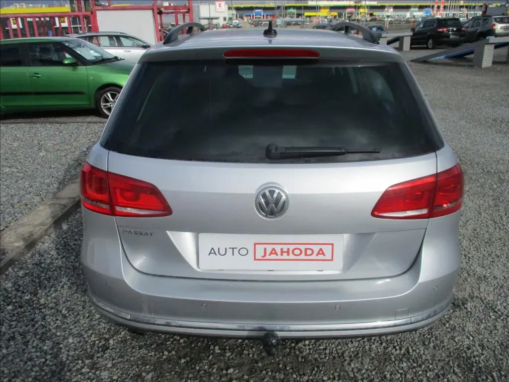 Volkswagen Passat - Náhled 6