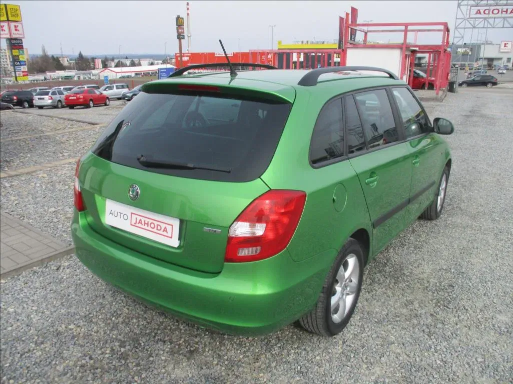 Škoda Fabia - Náhled 8
