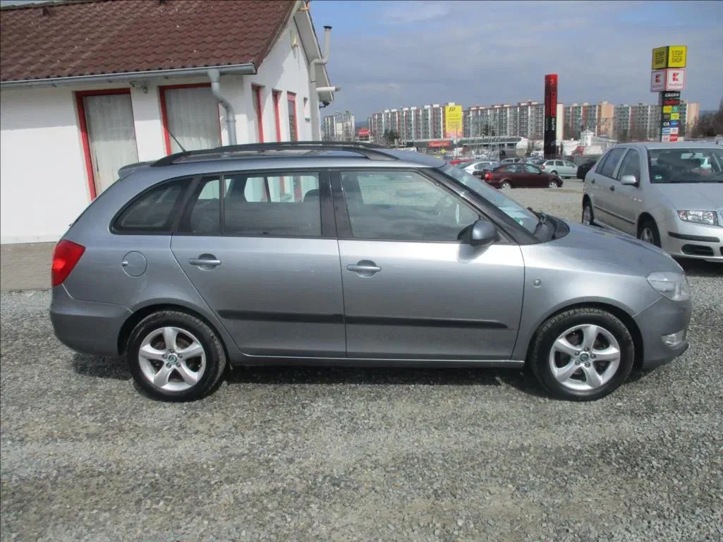 Škoda Fabia - Náhled 4