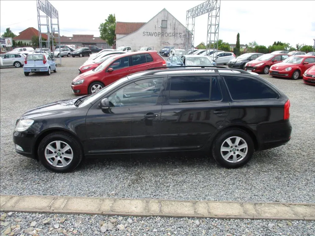 Škoda Octavia - Náhled 8