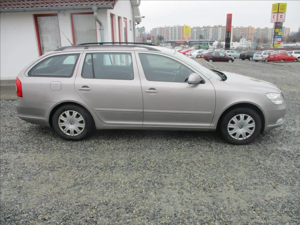 Škoda Octavia - Náhled 5