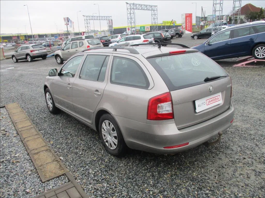 Škoda Octavia - Náhled 6