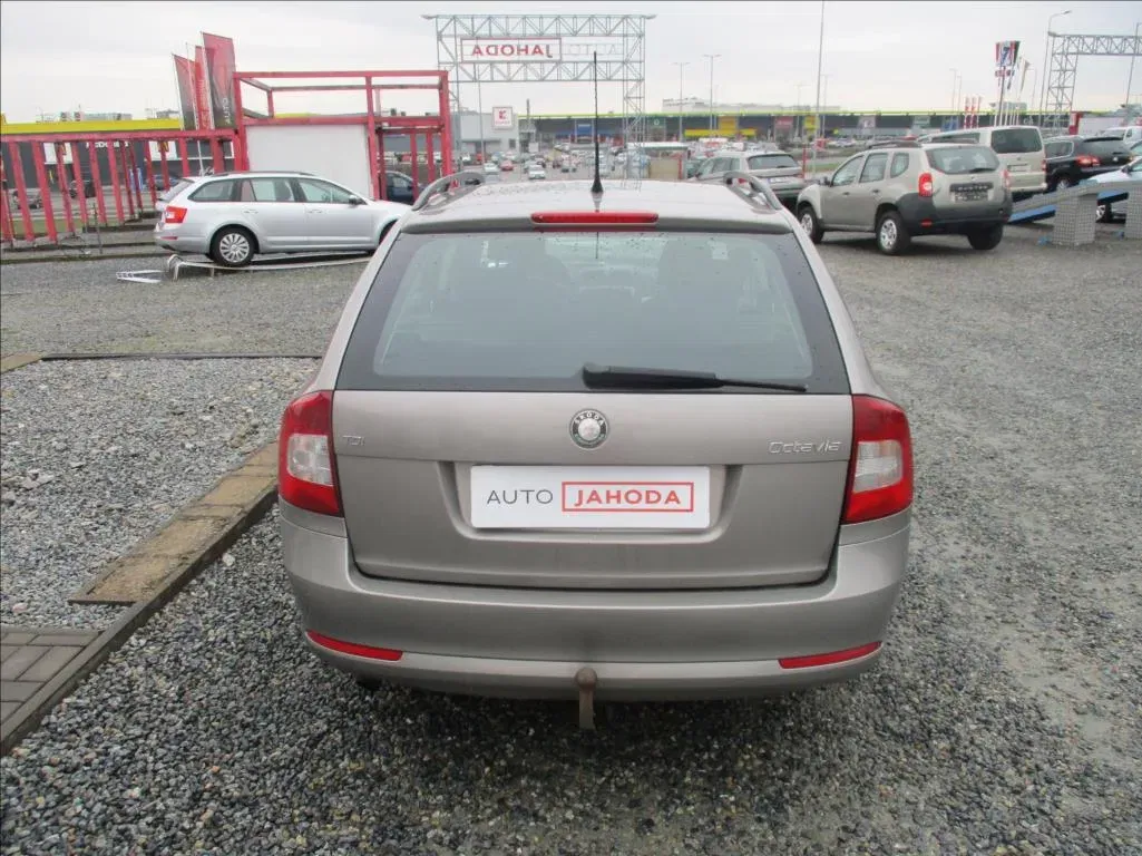 Škoda Octavia - Náhled 7
