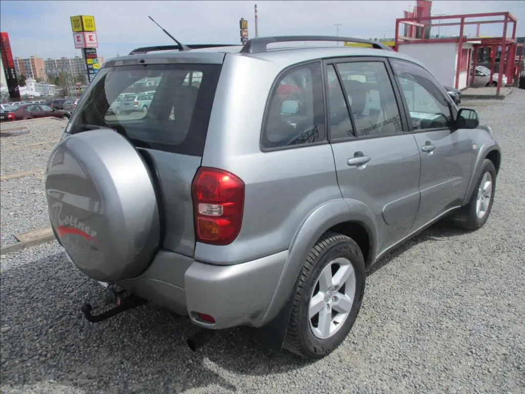 Toyota RAV4 - Náhled 5