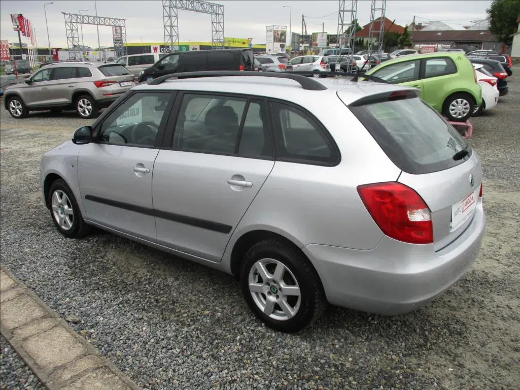 Škoda Fabia - Náhled 7