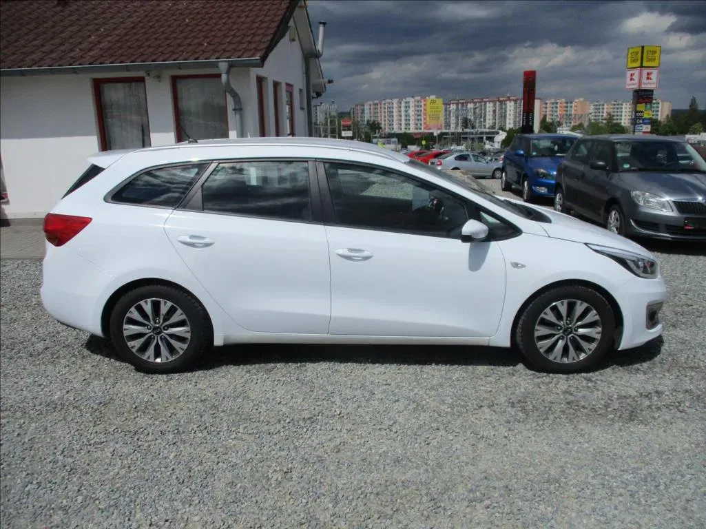 Kia Ceed - Náhled 4