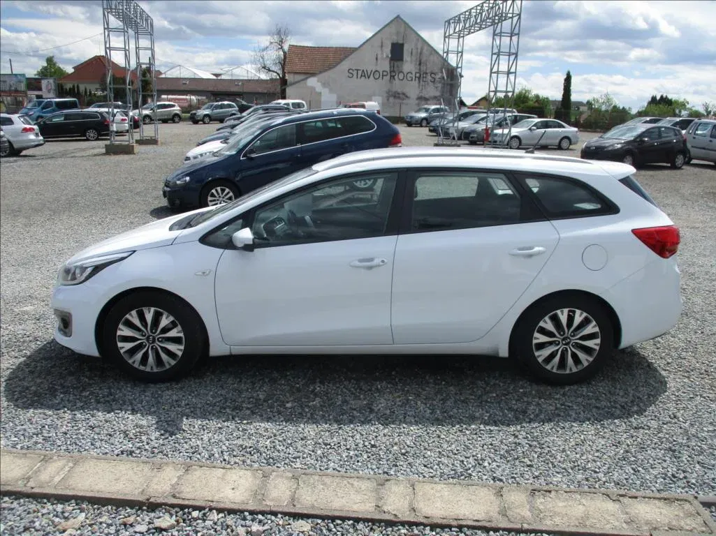 Kia Ceed - Náhled 8