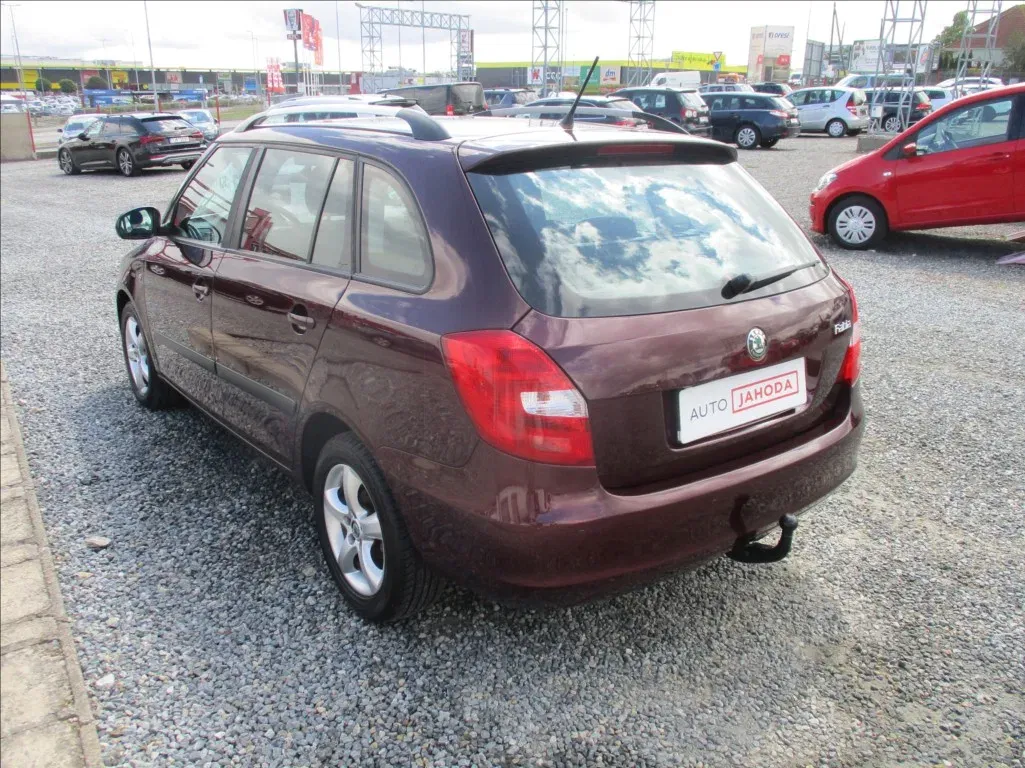 Škoda Fabia - Náhled 8