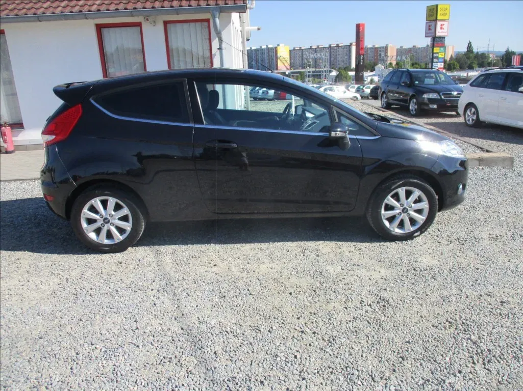 Ford Fiesta - Náhled 5