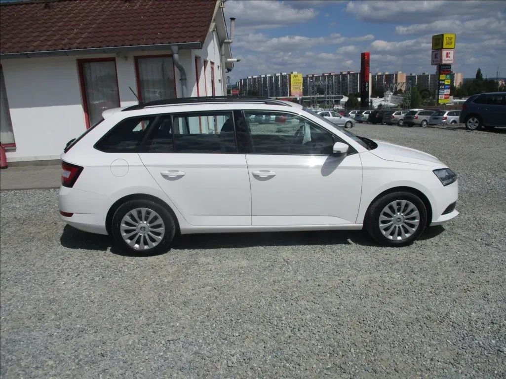 Škoda Fabia - Náhled 5