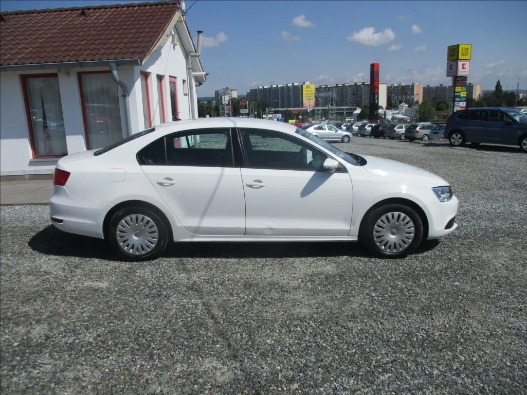 Volkswagen Jetta - Náhled 5