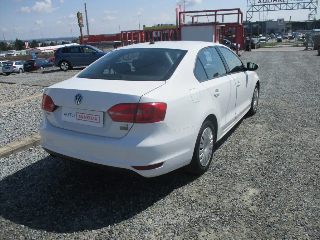 Volkswagen Jetta - Náhled 6