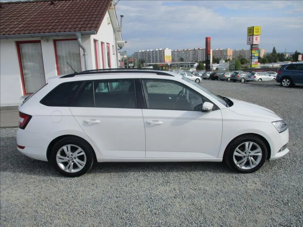 Škoda Fabia - Náhled 4