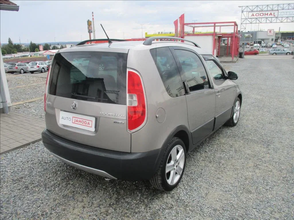 Škoda Roomster - Náhled 8