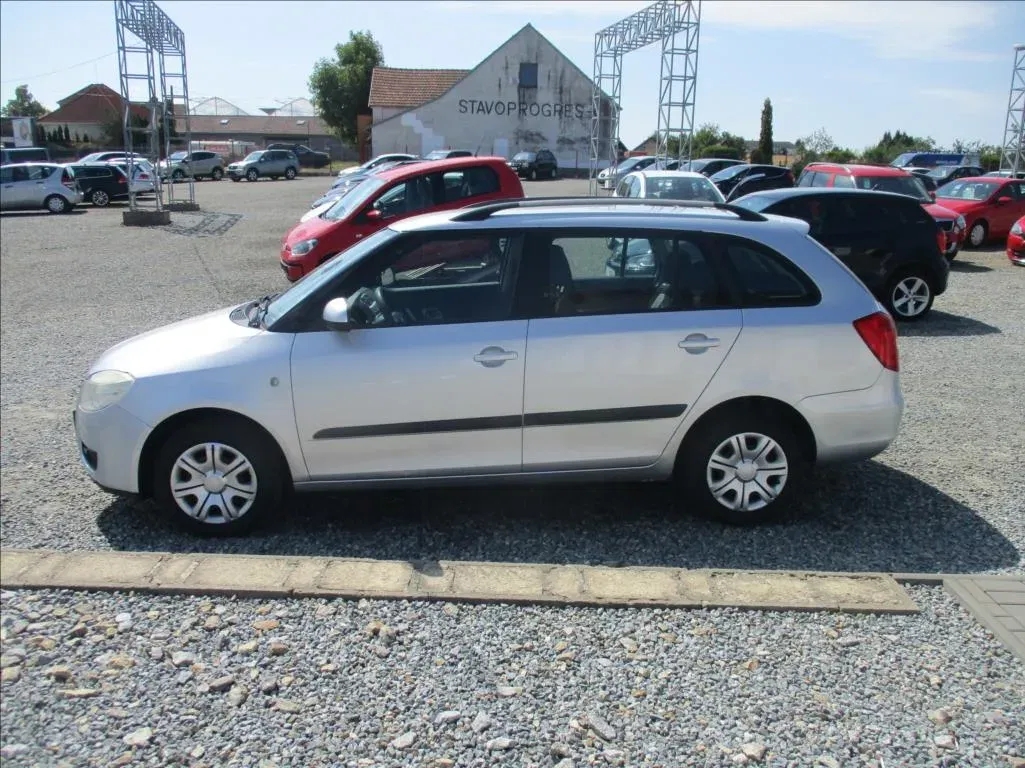 Škoda Fabia - Náhled 3