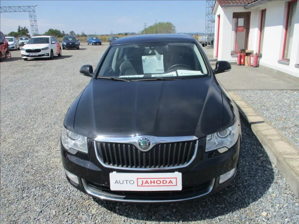 Škoda Superb - Náhled 2