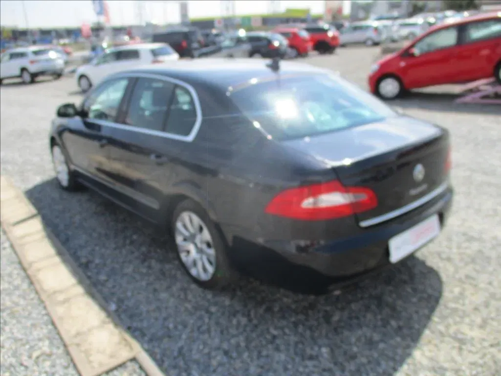 Škoda Superb - Náhled 8