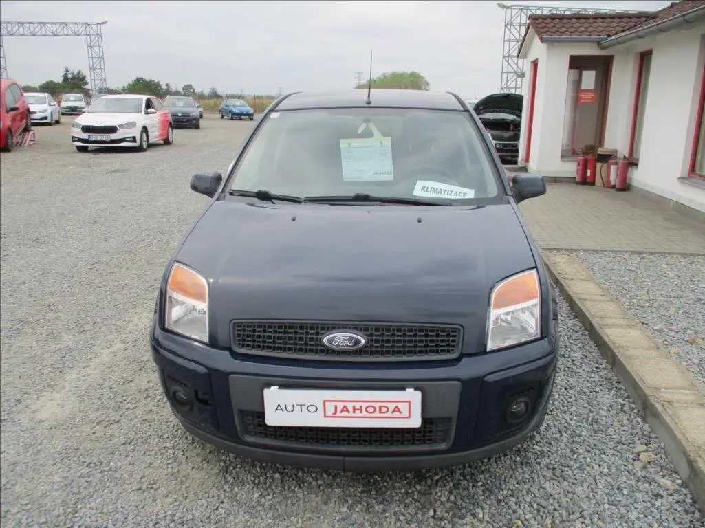 Ford Fusion - Náhled 2