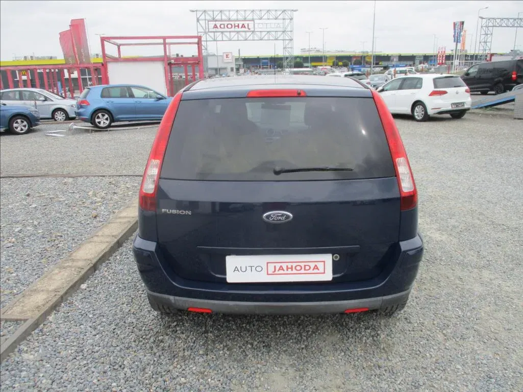 Ford Fusion - Náhled 7