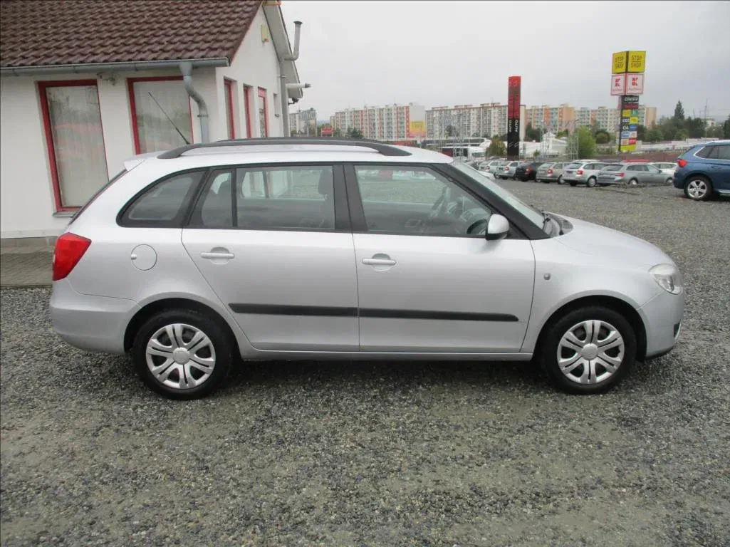 Škoda Fabia - Náhled 4