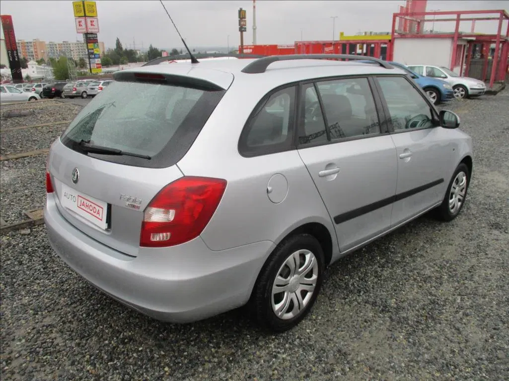 Škoda Fabia - Náhled 5