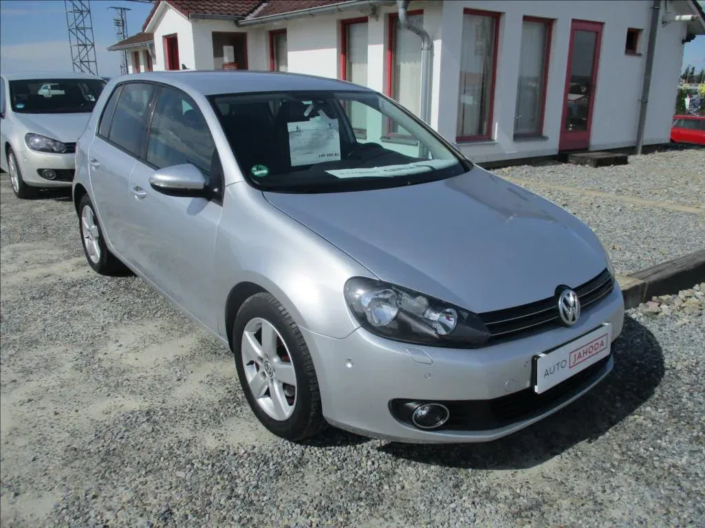 Volkswagen Golf - Obrázek 1