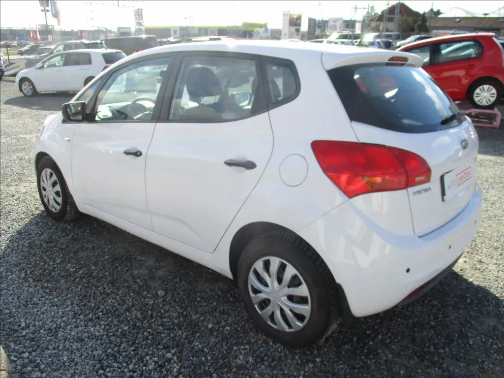 Kia Venga - Náhled 7