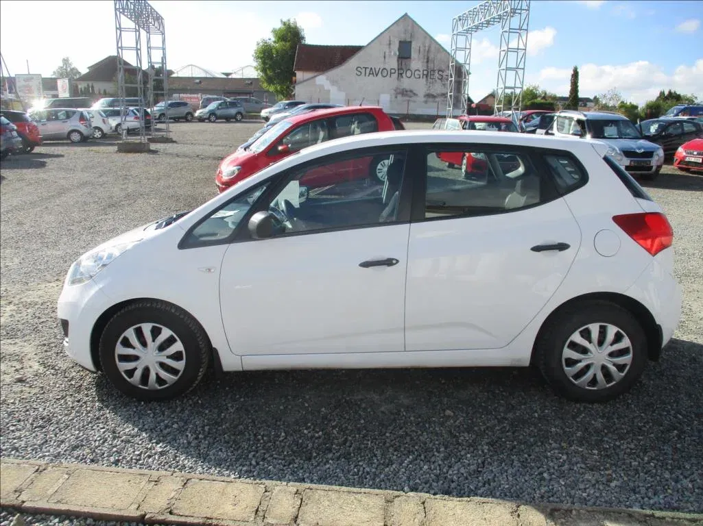 Kia Venga - Náhled 8