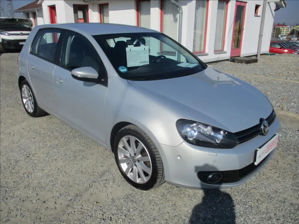 Volkswagen Golf - Obrázek 1
