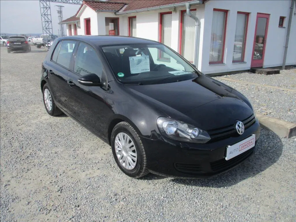 Volkswagen Golf - Obrázek 1