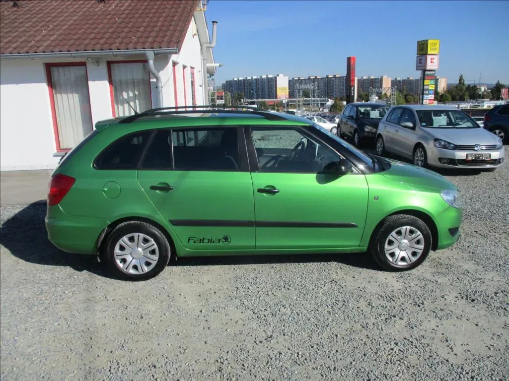 Škoda Fabia - Náhled 7
