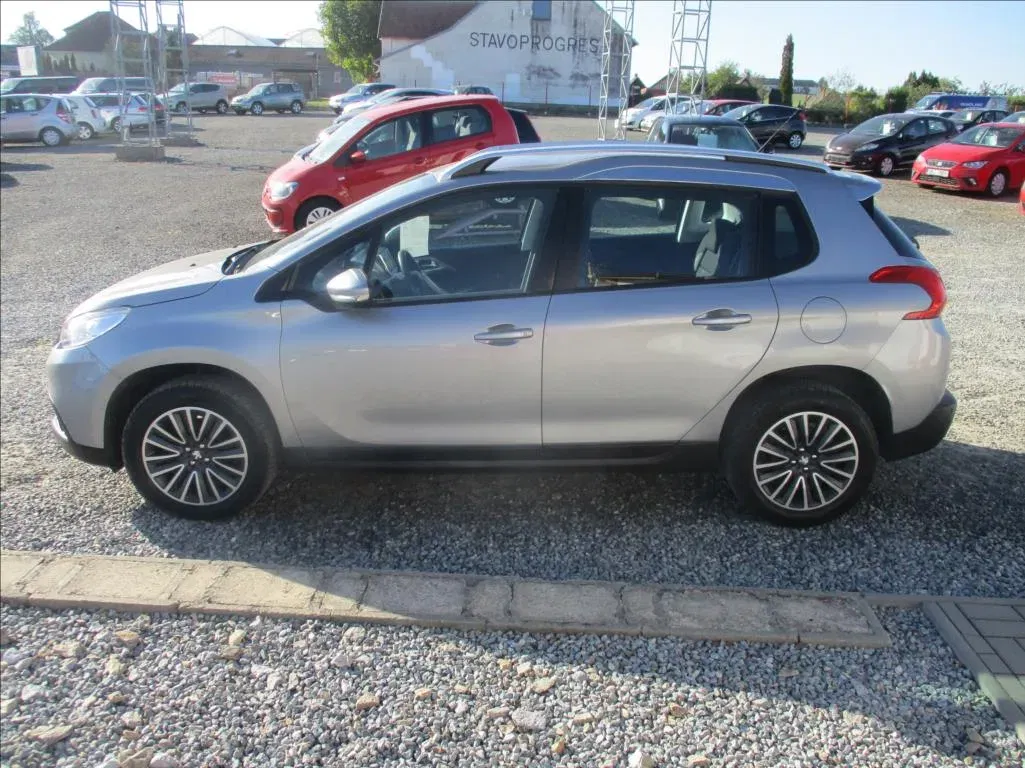 Peugeot 2008 - Náhled 4