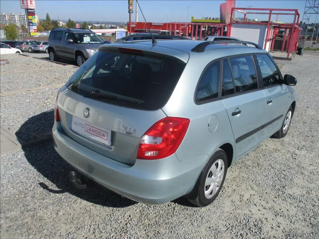 Škoda Fabia - Náhled 8