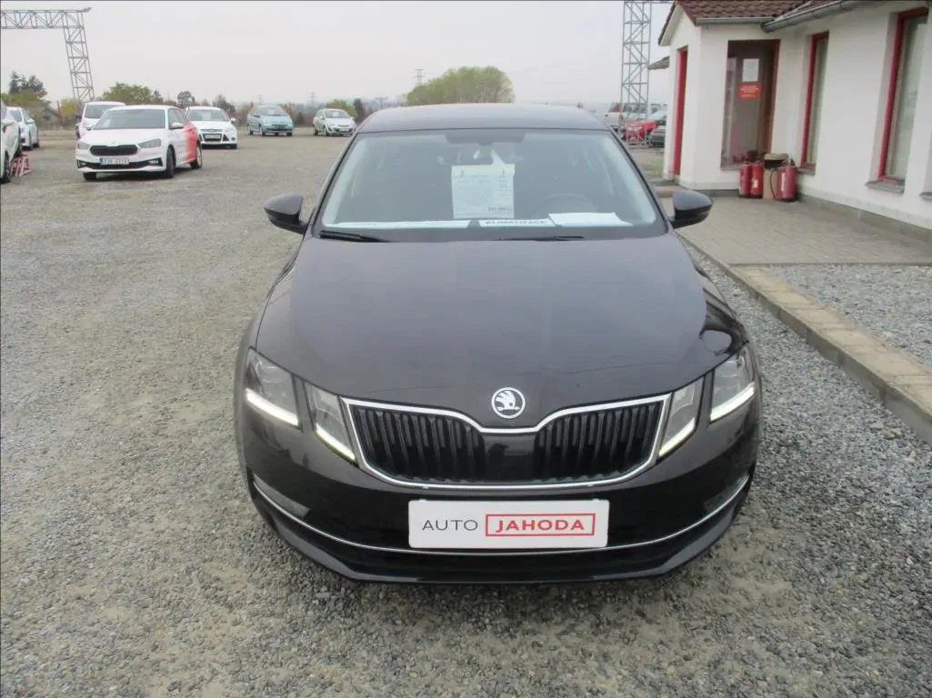Škoda Octavia - Náhled 2