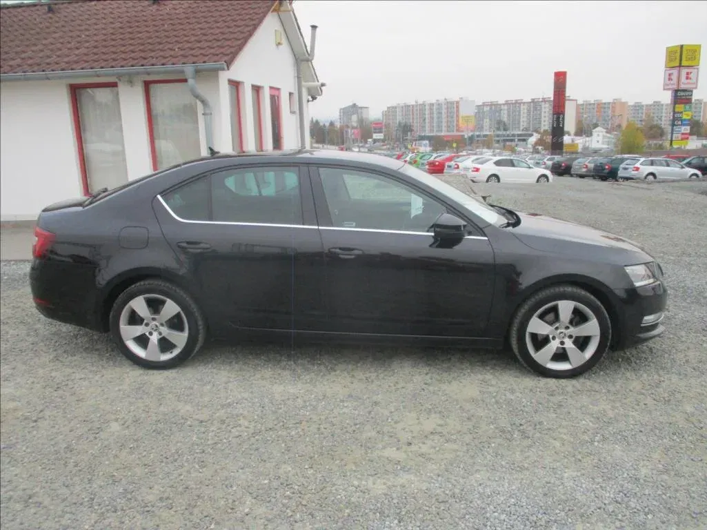 Škoda Octavia - Náhled 4