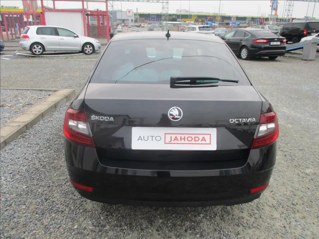 Škoda Octavia - Náhled 6