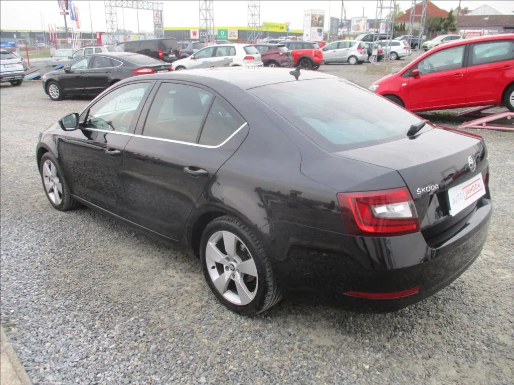 Škoda Octavia - Náhled 7