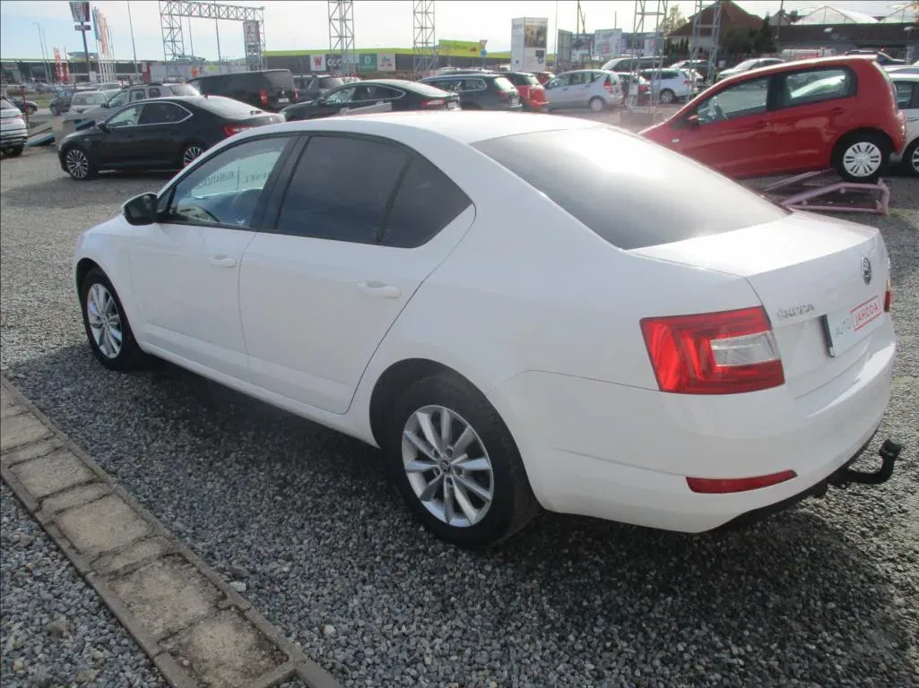 Škoda Octavia - Náhled 7