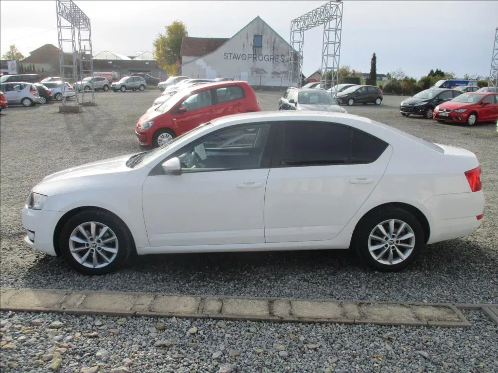 Škoda Octavia - Náhled 8