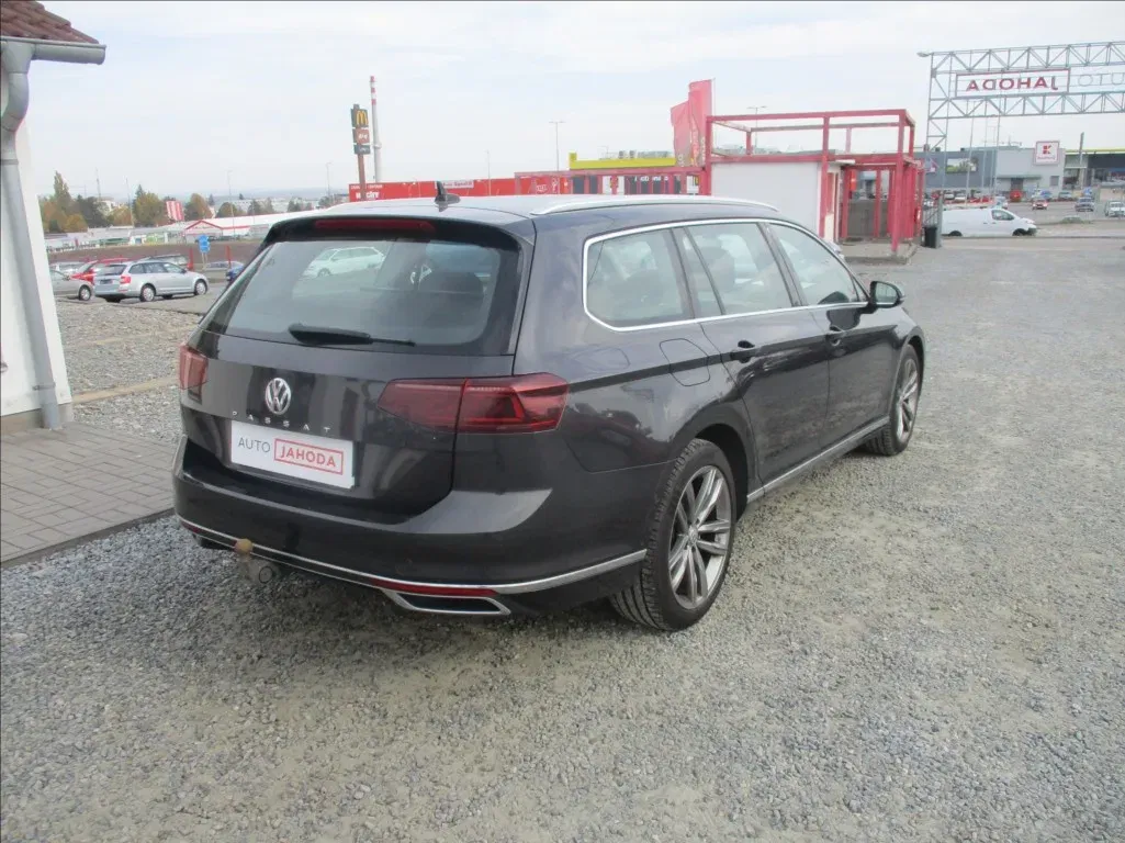 Volkswagen Passat - Náhled 6