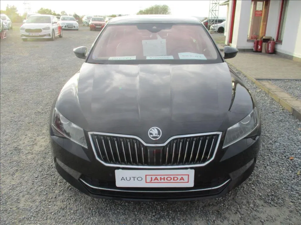 Škoda Superb - Náhled 2