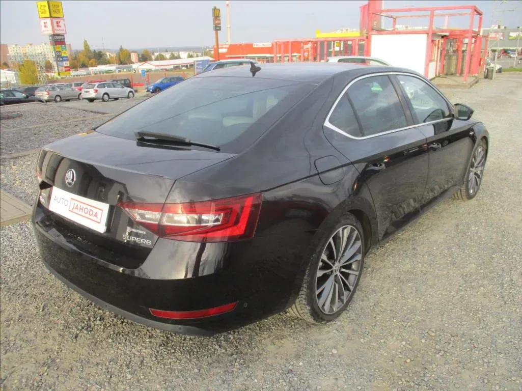 Škoda Superb - Náhled 5