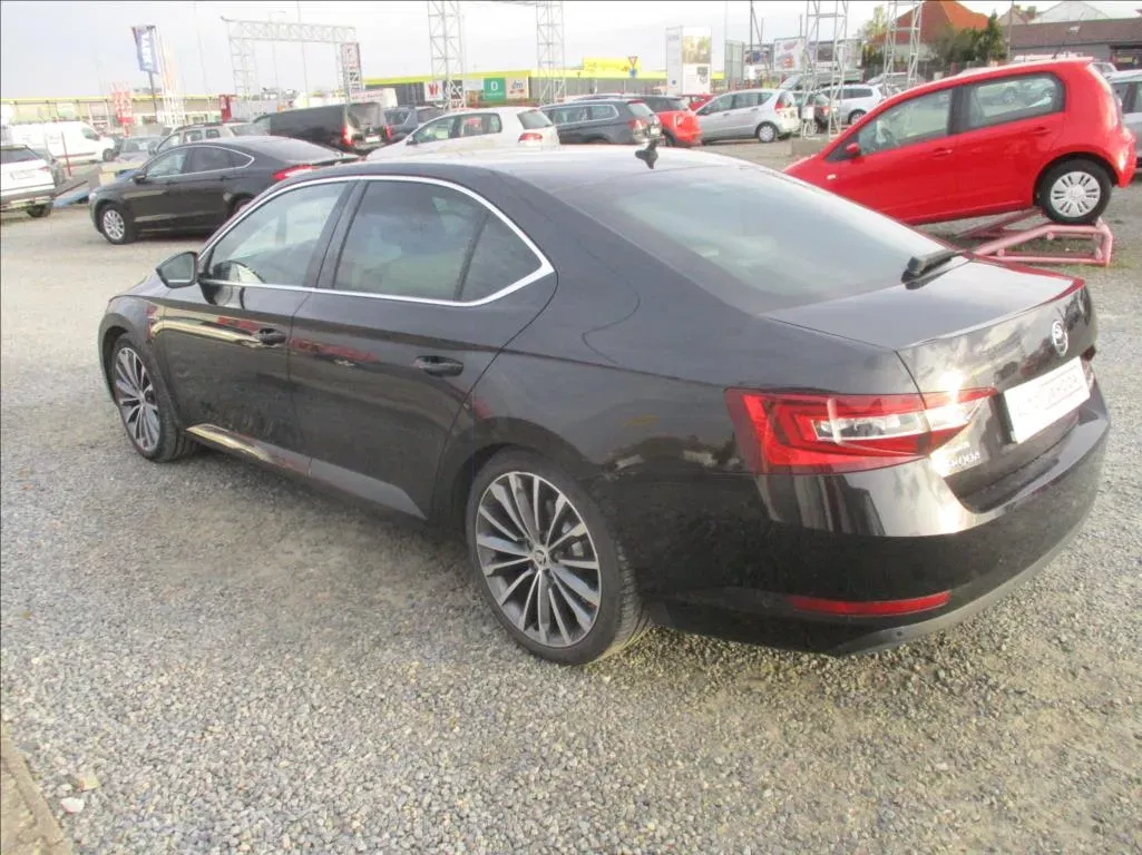 Škoda Superb - Náhled 7