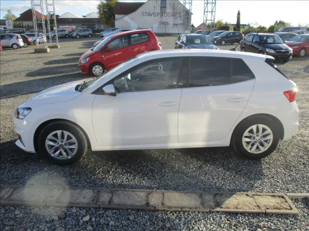 Škoda Fabia - Náhled 8