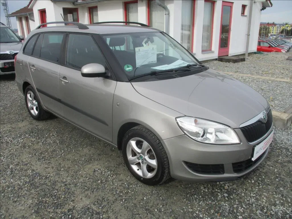 Škoda Fabia 1,2 TSI, digiklima,servis,tažné, 2012