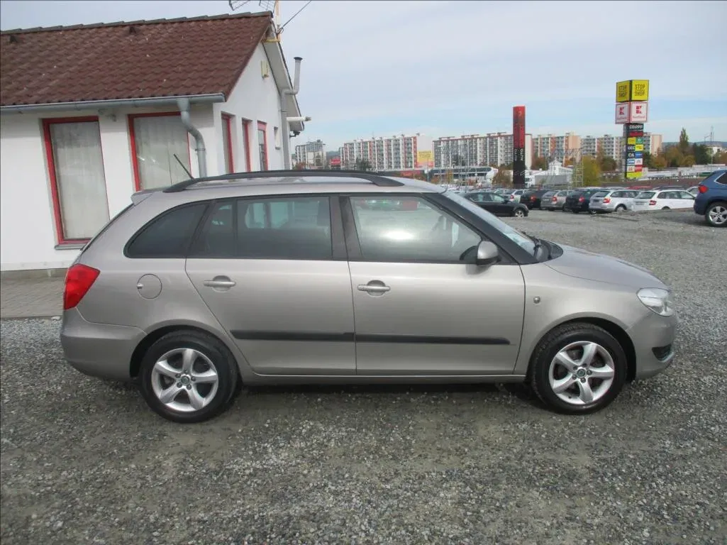Škoda Fabia - Náhled 4