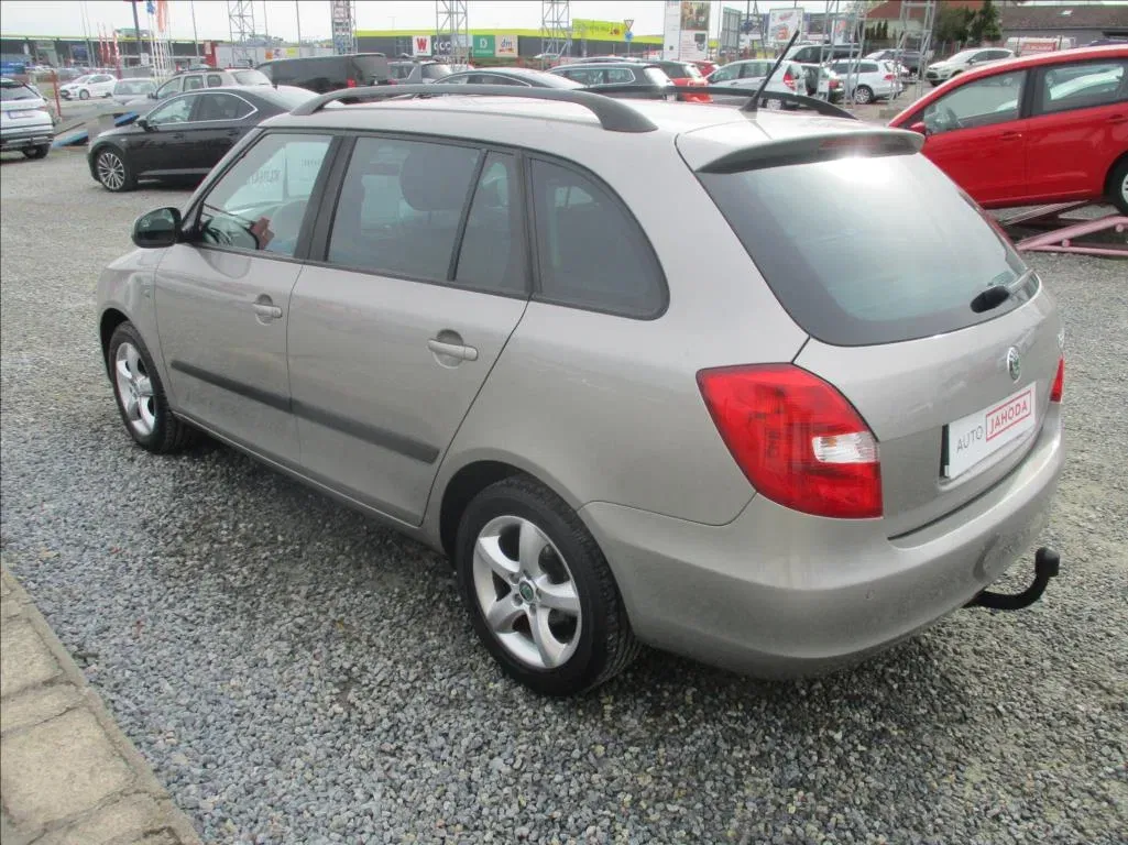 Škoda Fabia - Náhled 7