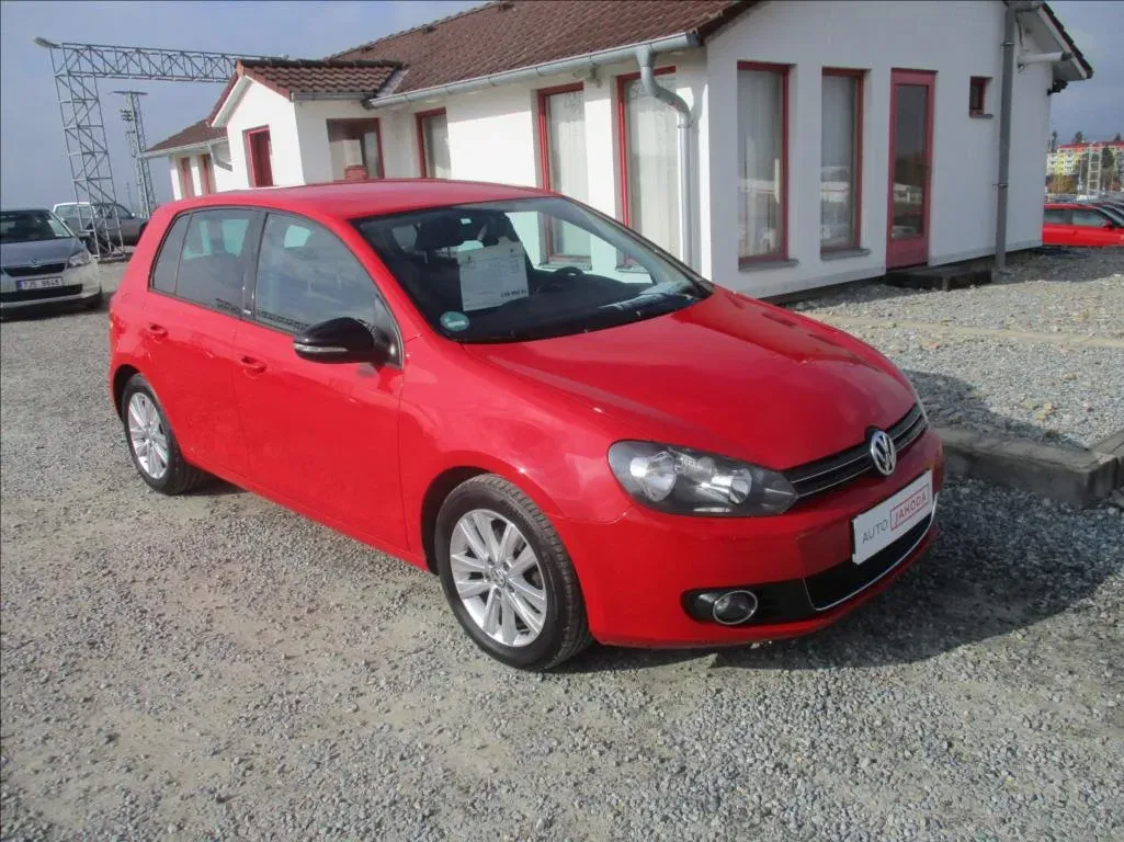 Volkswagen Golf 1,2 TSI, 77kW,servis,aut.klima, 2012